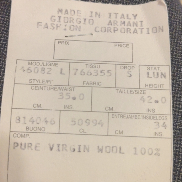 Vintage Giorgio Armani Le Collezioni Suit, 34R, never worn or tailored - Picture 6 of 10